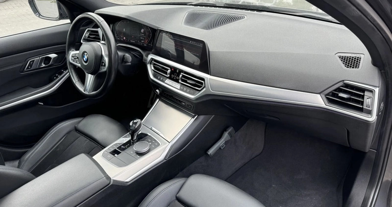 BMW Seria 3 cena 119000 przebieg: 158145, rok produkcji 2020 z Myślibórz małe 326